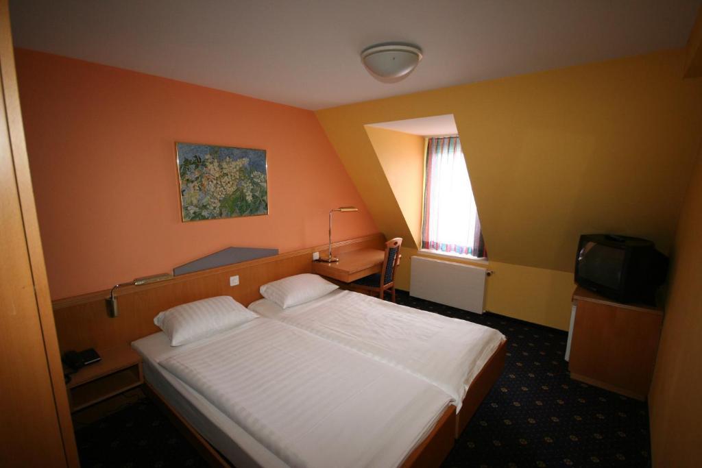 Regina Hotel